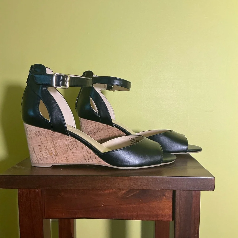 Liz Claiborne LC Octavia Black Cork Wedge Sandals Preppy Summer